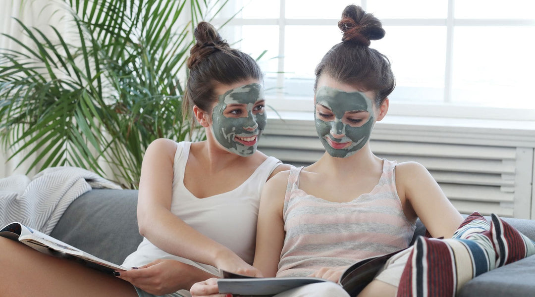 Jelly Mask vs. Bubble Mask: Experience and Effectiveness for Radiant Skin – Making an Informed Choice