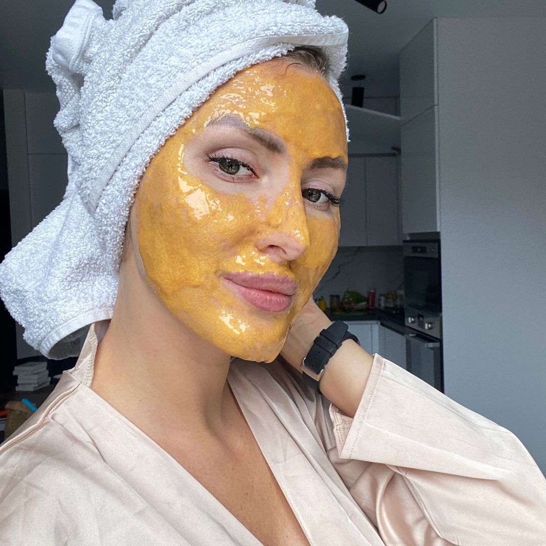 Customer Gold Jelly Mask At Home FreshUp Professional